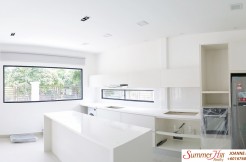 Corner Semi Detached with Pool @ Horizon Hills for Rent